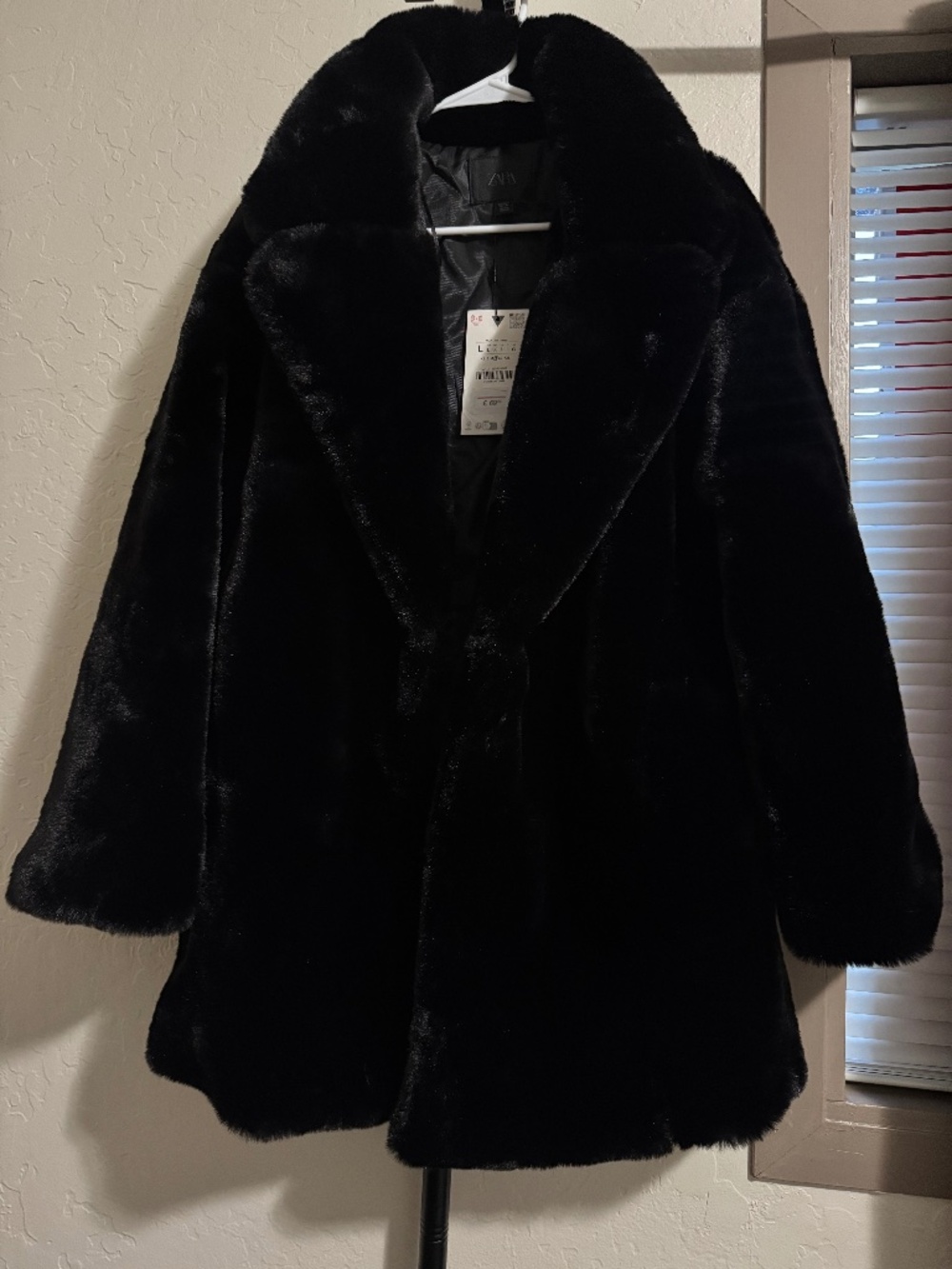 Brand New Zara black Faux Fue Coat